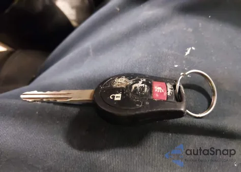 2013 Nissan Rogue S z USA, uszkodzony, nr VIN JN8AS5MV2DW660629